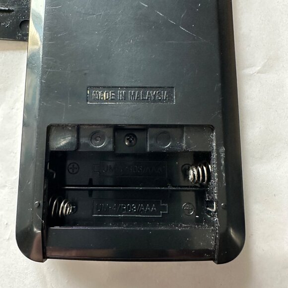 Mitsubishi TV VCR AUX black remote untested 290P005A410100295M - Picture 5 of 6